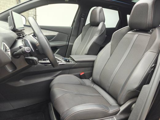 Peugeot 3008 1.6 HYbrid4 300 GT | Navigatie | Panoramadak | Camera | Adapt. Cruise | Achterbank in delen neerk... ActivLease financial lease
