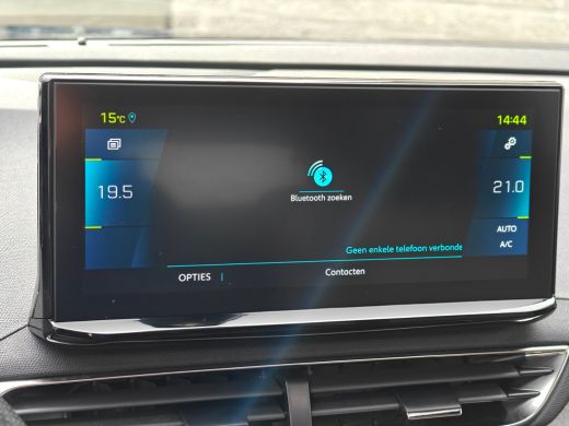 Peugeot 3008 1.6 HYbrid4 300 GT | Navigatie | Panoramadak | Camera | Adapt. Cruise | Achterbank in delen neerk... ActivLease financial lease