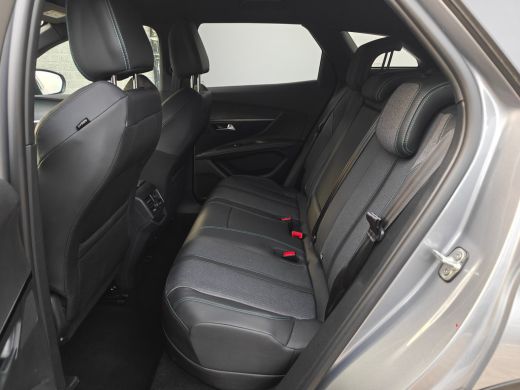 Peugeot 3008 1.6 plug-in Hybrid 195 Allure | Navigatie | Adapt. Cruise | Climate Control | Camera | 19'' L.M. ... ActivLease financial lease
