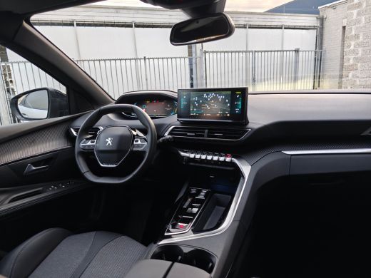 Peugeot 3008 1.6 plug-in Hybrid 195 Allure | Navigatie | Adapt. Cruise | Climate Control | Camera | 19'' L.M. ... ActivLease financial lease