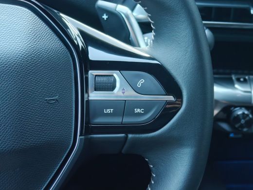 Peugeot 3008 1.6 plug-in Hybrid 195 Allure | Navigatie | Adapt. Cruise | Climate Control | Camera | 19'' L.M. ... ActivLease financial lease