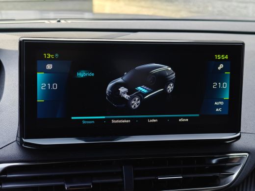 Peugeot 3008 1.6 plug-in Hybrid 195 Allure | Navigatie | Adapt. Cruise | Climate Control | Camera | 19'' L.M. ... ActivLease financial lease