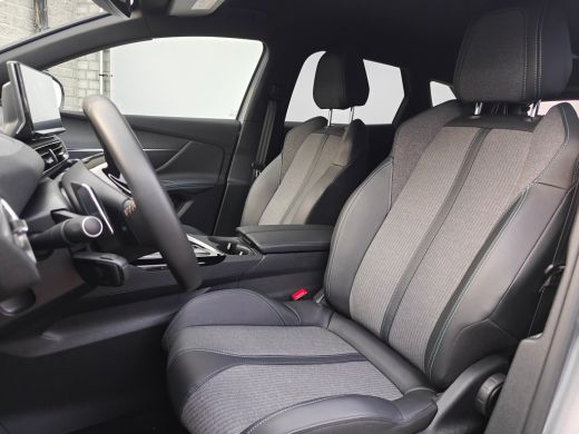 Peugeot 3008 1.6 plug-in Hybrid 195 Allure | Navigatie | Adapt. Cruise | Climate Control | Camera | 19'' L.M. ... ActivLease financial lease