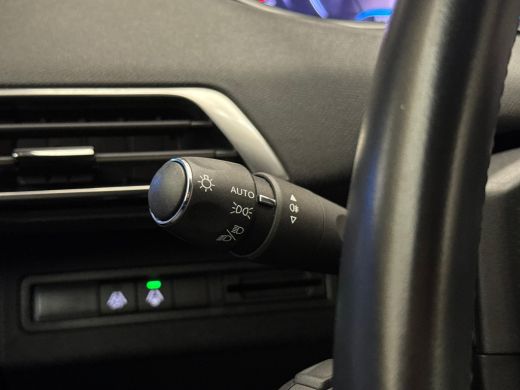 Peugeot 5008 1.2 PureTech GT | Achteruitrij camera | Airco (automatisch) | Cruise control adaptief met Stop&Go ActivLease financial lease