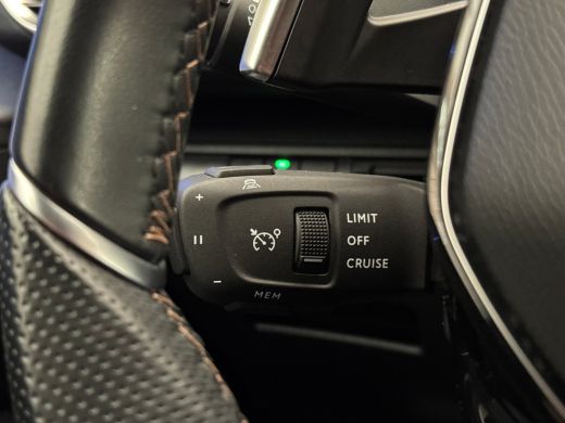 Peugeot 5008 1.2 PureTech GT | Achteruitrij camera | Airco (automatisch) | Cruise control adaptief met Stop&Go ActivLease financial lease