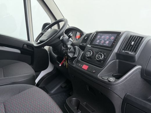 Peugeot Boxer 2.2 BlueHDi 120 L2H2 3.0t | NIEUW BPM VRIJ! | Achteruitrijcamera | Airco | Apple Carplay/Android ... ActivLease financial lease