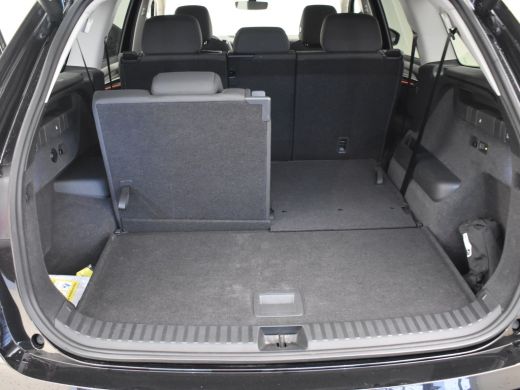Skoda Kodiaq 1.5 TSI MHEV Business Edition 150pk DSG/AUTO | 7persoons | Trekhaak | Dodehoekdetectie | Electris... ActivLease financial lease
