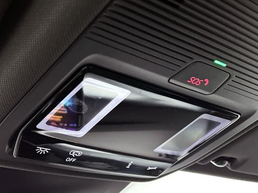 Volkswagen Golf 1.5 eTSI Black Line CAMERA | IQ Light + Grill | VIRTUAL ActivLease financial lease