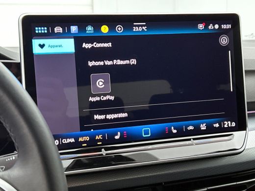 Volkswagen Golf 1.5 eTSI Black Line CAMERA | IQ Light + Grill | VIRTUAL ActivLease financial lease