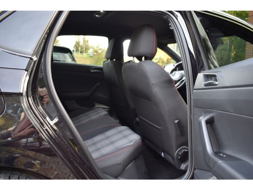 Volkswagen Polo 2.0 TSI GTI TSI 210PK DSG GTI-SPORT IQ-LIGHT/PDC/CARPLAY ActivLease financial lease