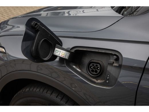 Volkswagen Tiguan 1.4 TSI eHybrid Elegance PHEV | IQ.Light | Stoel+stuur verwarming | Adap cruise | Navi | Apple Ca... ActivLease financial lease