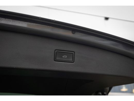 Volkswagen Tiguan 1.4 TSI eHybrid Elegance PHEV | IQ.Light | Stoel+stuur verwarming | Adap cruise | Navi | Apple Ca... ActivLease financial lease