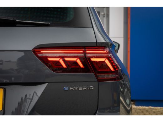 Volkswagen Tiguan 1.4 TSI eHybrid Elegance PHEV | IQ.Light | Stoel+stuur verwarming | Adap cruise | Navi | Apple Ca... ActivLease financial lease