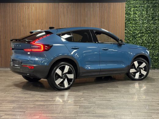 Volvo  C40 Recharge Extended Range Plus 82 kWh | Trekhaak | All Season banden | Adaptieve Cruise Control | S... ActivLease financial lease
