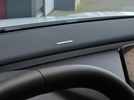 Volvo  EX30 Cross Country Twin Motor Performance Ultra 69 kWh | Full Option! | Pilot Assist | Panoramadak | 3... ActivLease financial lease