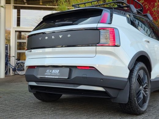 Volvo  EX30 Cross Country Twin Motor Performance Ultra 69 kWh | Full Option! | Pilot Assist | Panoramadak | 3... ActivLease financial lease