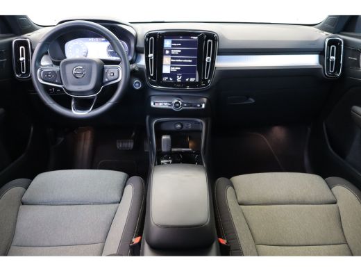 Volvo  XC40 T4 211PK Plus Dark | HK Audio | Memory | Getint Glas | Cruise Control | Stoel&Stuur Verw. ActivLease financial lease