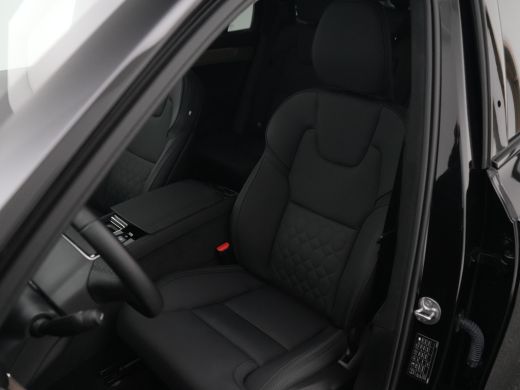 Volvo  XC90 T8 Recharge AWD Ultra Dark | Luchtvering | Harman/Kardon | Head-Up | 360&deg; Camera | 21" | Adaptive... ActivLease financial lease