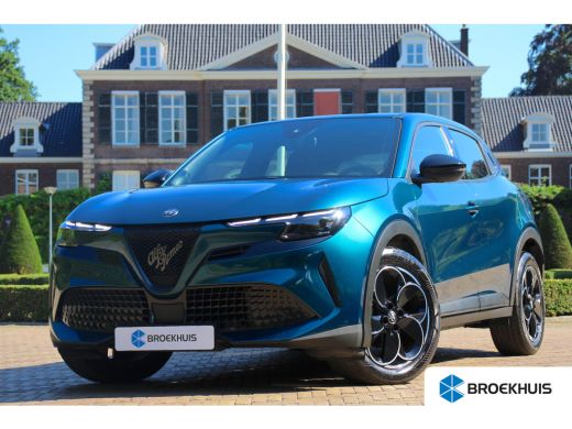 Alfa Romeo Junior Elettrica Speciale 54 kWh | ADAPTIVE CRUISE | LED | PARK SENS | CLIMA | APPLE CARPLAY/ANDROID AUT... ActivLease financial lease