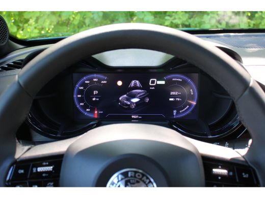Alfa Romeo Junior Elettrica Speciale 54 kWh | ADAPTIVE CRUISE | LED | PARK SENS | CLIMA | APPLE CARPLAY/ANDROID AUT... ActivLease financial lease