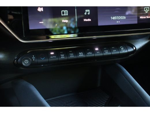 Alfa Romeo Junior Elettrica Speciale 54 kWh | ADAPTIVE CRUISE | LED | PARK SENS | CLIMA | APPLE CARPLAY/ANDROID AUT... ActivLease financial lease