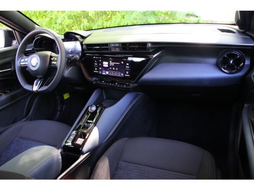 Alfa Romeo Junior Elettrica Speciale 54 kWh | ADAPTIVE CRUISE | LED | PARK SENS | CLIMA | APPLE CARPLAY/ANDROID AUT... ActivLease financial lease