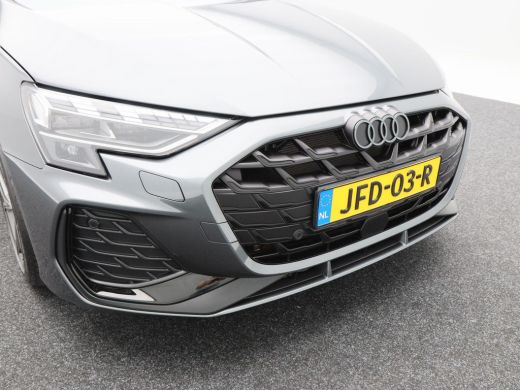 Audi A3 Sportback 45 TFSi e 272 Pk S-Line Competition | Stoelverwarming | Trekhaak | Climatronic | CarPla... ActivLease financial lease
