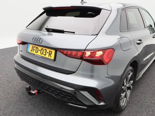 Audi A3 Sportback 45 TFSi e 272 Pk S-Line Competition | Stoelverwarming | Trekhaak | Climatronic | CarPla... ActivLease financial lease