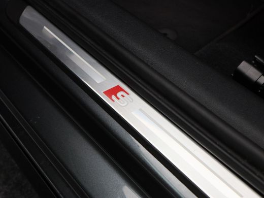 Audi A3 Sportback 45 TFSi e 272 Pk S-Line Competition | Stoelverwarming | Trekhaak | Climatronic | CarPla... ActivLease financial lease