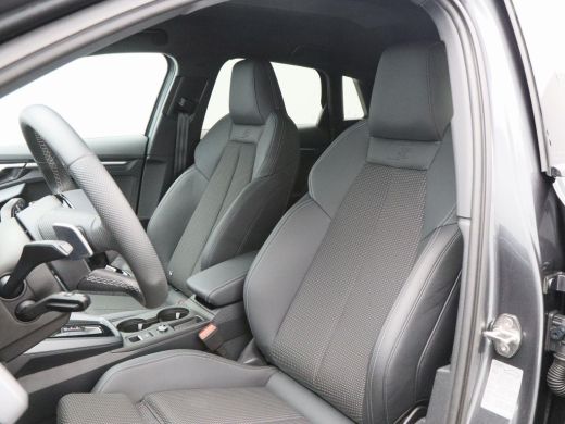 Audi A3 Sportback 45 TFSi e 272 Pk S-Line Competition | Stoelverwarming | Trekhaak | Climatronic | CarPla... ActivLease financial lease