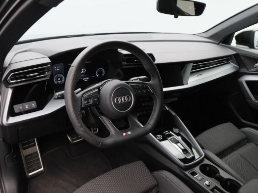 Audi A3 Sportback 45 TFSi e 272 Pk S-Line Competition | Stoelverwarming | Trekhaak | Climatronic | CarPla... ActivLease financial lease