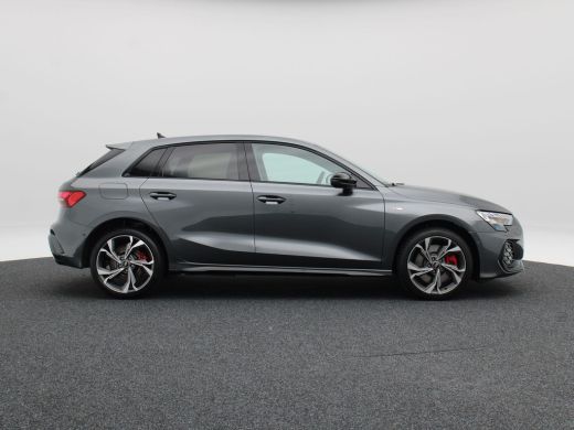 Audi A3 Sportback 45 TFSi e 272 Pk S-Line Competition | Stoelverwarming | Trekhaak | Climatronic | CarPla... ActivLease financial lease