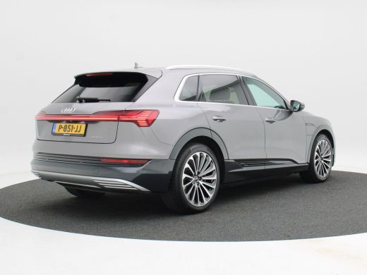 Audi e-tron 55 quattro Business edition Plus 95 kWh 409 Pk | S-Line Interieur | Afneembare Trekhaak | Head-Up... ActivLease financial lease