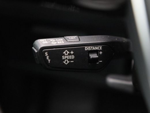 Audi e-tron 55 quattro Business edition Plus 95 kWh 409 Pk | S-Line Interieur | Afneembare Trekhaak | Head-Up... ActivLease financial lease