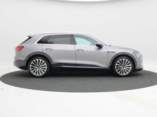 Audi e-tron 55 quattro Business edition Plus 95 kWh 409 Pk | S-Line Interieur | Afneembare Trekhaak | Head-Up... ActivLease financial lease