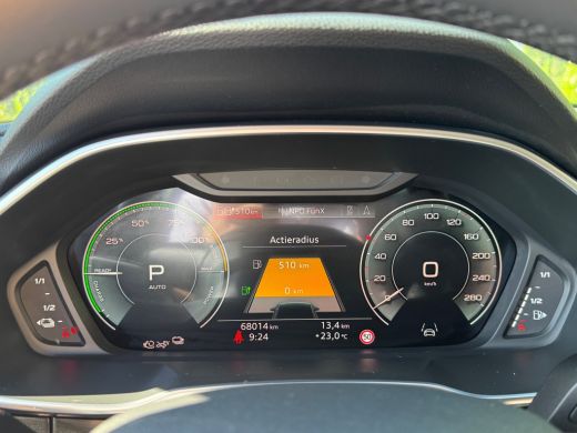 Audi Q3 45 TFSI e 245PK BUSINESS EDITION PHEV LEDER/NAVICAMERA/CARPLAY/ELEKTR.KLEP ActivLease financial lease