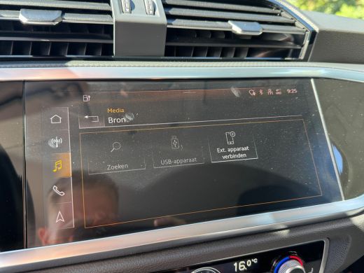 Audi Q3 45 TFSI e 245PK BUSINESS EDITION PHEV LEDER/NAVICAMERA/CARPLAY/ELEKTR.KLEP ActivLease financial lease