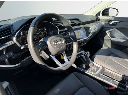 Audi Q3 45 TFSI e 245PK BUSINESS EDITION PHEV LEDER/NAVICAMERA/CARPLAY/ELEKTR.KLEP ActivLease financial lease