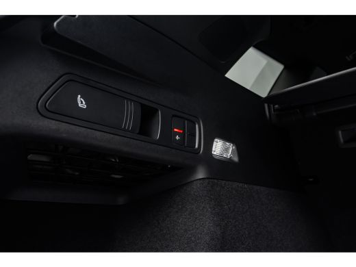 Audi Q6 e-tron S edition performance 100 kWh 306PK | Trekhaak | Panorama Dak | Elek.stoelen | 360 camera | Stoel... ActivLease financial lease