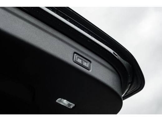 Audi Q6 e-tron S edition performance 100 kWh 306PK | Trekhaak | Panorama Dak | Elek.stoelen | 360 camera | Stoel... ActivLease financial lease