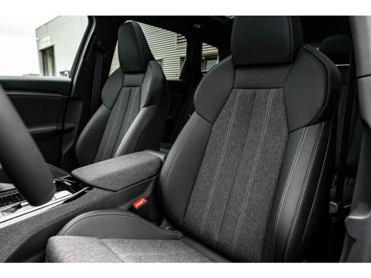 Audi Q6 e-tron S edition performance 100 kWh 306PK | Trekhaak | Panorama Dak | Elek.stoelen | 360 camera | Stoel... ActivLease financial lease