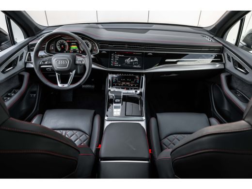 Audi Q7 60 TFSI e quattro Pro Line S Competition 490PK | Trekhaak | Panorama Dak | Softclose | Onderstelp... ActivLease financial lease