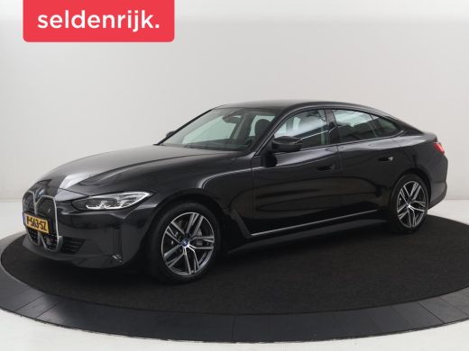 BMW i4 eDrive40 84 kWh | SOH 93,8% | Camera | Adaptive cruise | Climate control | Navigatie | DAB+ | Blu... ActivLease financial lease