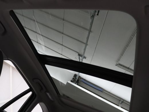 BMW X1 xDrive25e | Panaramadak | Camera | Cruise control | Climate control | Buetooth | Navigatie | DAB+ ActivLease financial lease