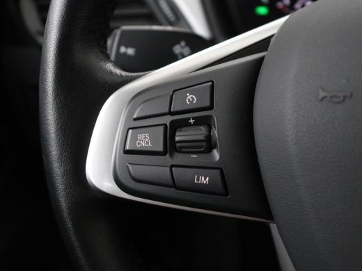 BMW X1 xDrive25e | Panaramadak | Camera | Cruise control | Climate control | Buetooth | Navigatie | DAB+ ActivLease financial lease