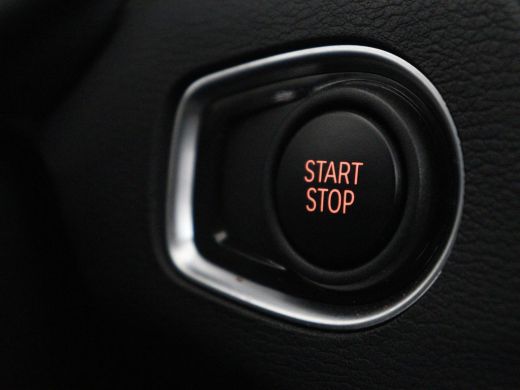 BMW X1 xDrive25e | Panaramadak | Camera | Cruise control | Climate control | Buetooth | Navigatie | DAB+ ActivLease financial lease
