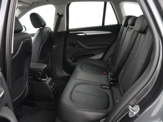 BMW X1 xDrive25e | Panaramadak | Camera | Cruise control | Climate control | Buetooth | Navigatie | DAB+ ActivLease financial lease