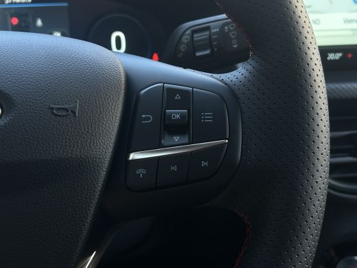 Ford Kuga 2.5 PHEV ST-Line | Adap. Cruise Control | Winterpack | Pano | 360 Camera | CarPlay | ActivLease financial lease