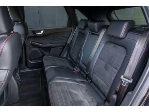 Ford Kuga 2.5 PHEV ST-Line X | Adaptieve cruise | B&O Audio incl. DAB | Elec. achterklep | 19 INCH | Winter... ActivLease financial lease