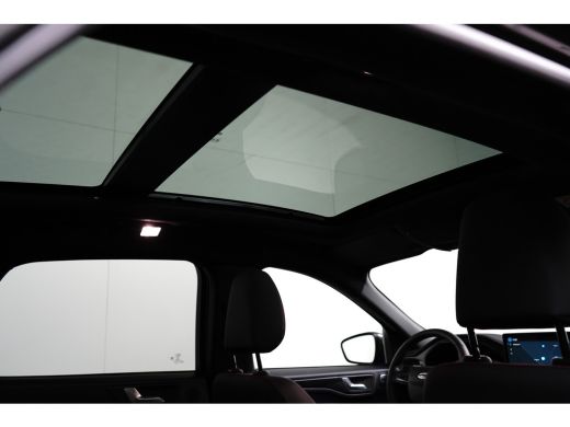 Ford Kuga Plug-In Hybrid ST-Line X 151pk | Panoramadak | Winterpack | Wegkl. Trekhaak | Adaptive Cruise | D... ActivLease financial lease